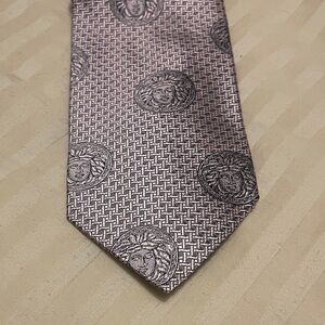 Versace Pink-Mauve Medusa Motif Silk Tie